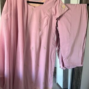 Elegant Pink Embroidered salwar suit 3 piece set